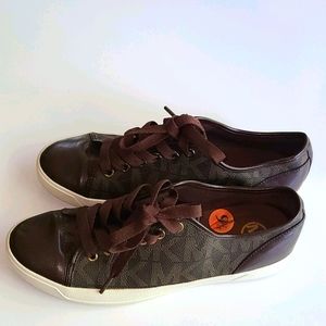Michael Kors Signature Sneakers Womens size 9.5